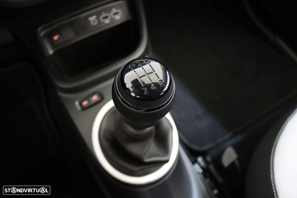 Renault Twingo 1.0 SCe Equilibre - 22