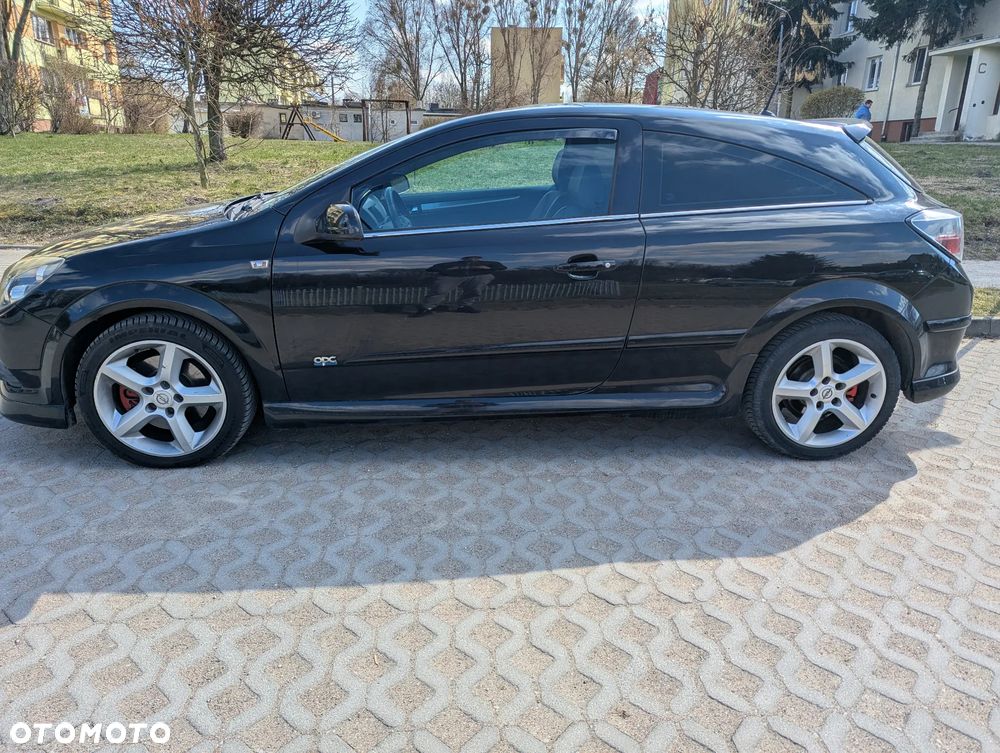 Opel Astra 1.6 Turbo Cosmo - 6
