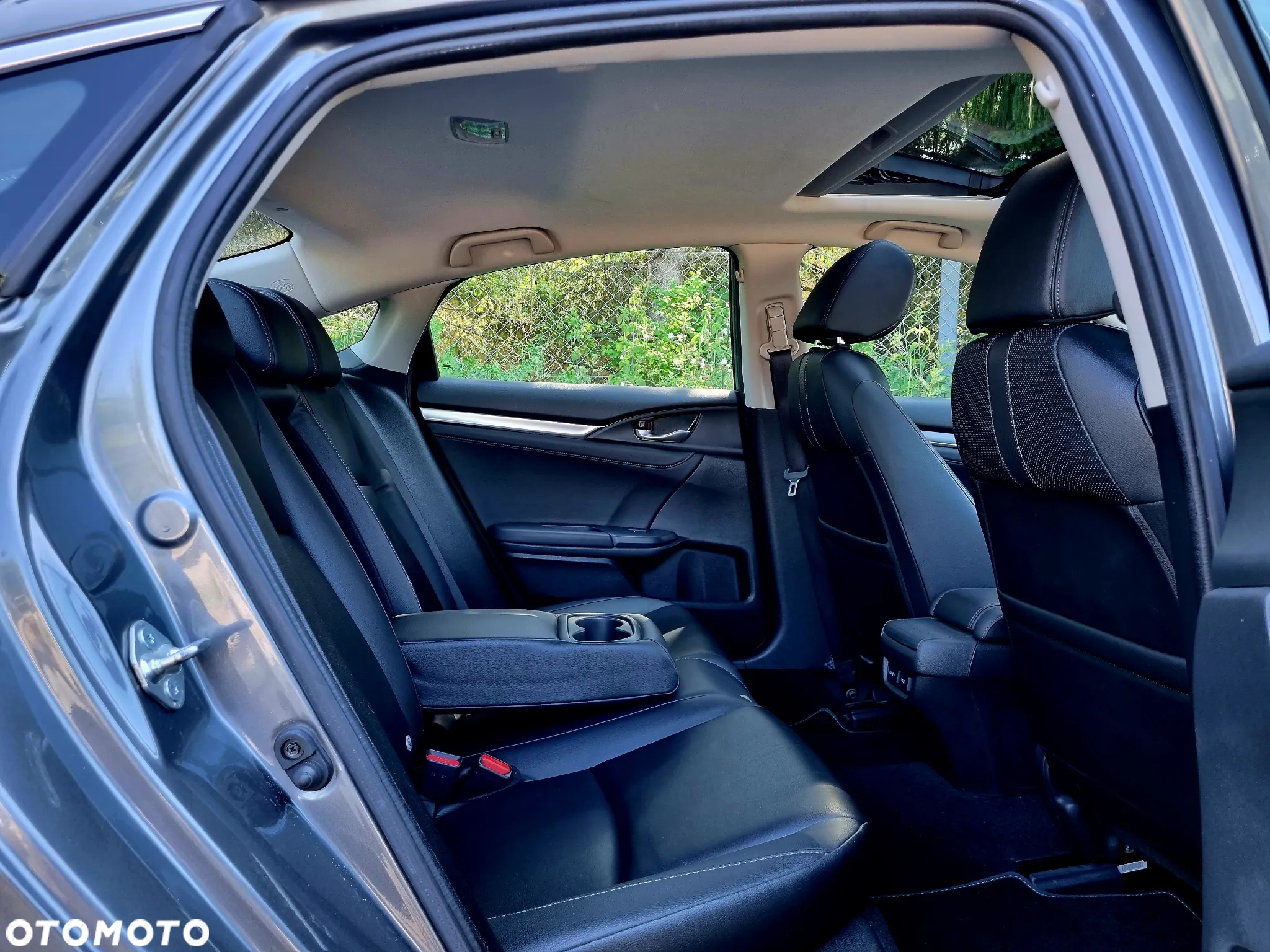 Honda Civic 1.5 i-VTEC Turbo CVT Executive - 16