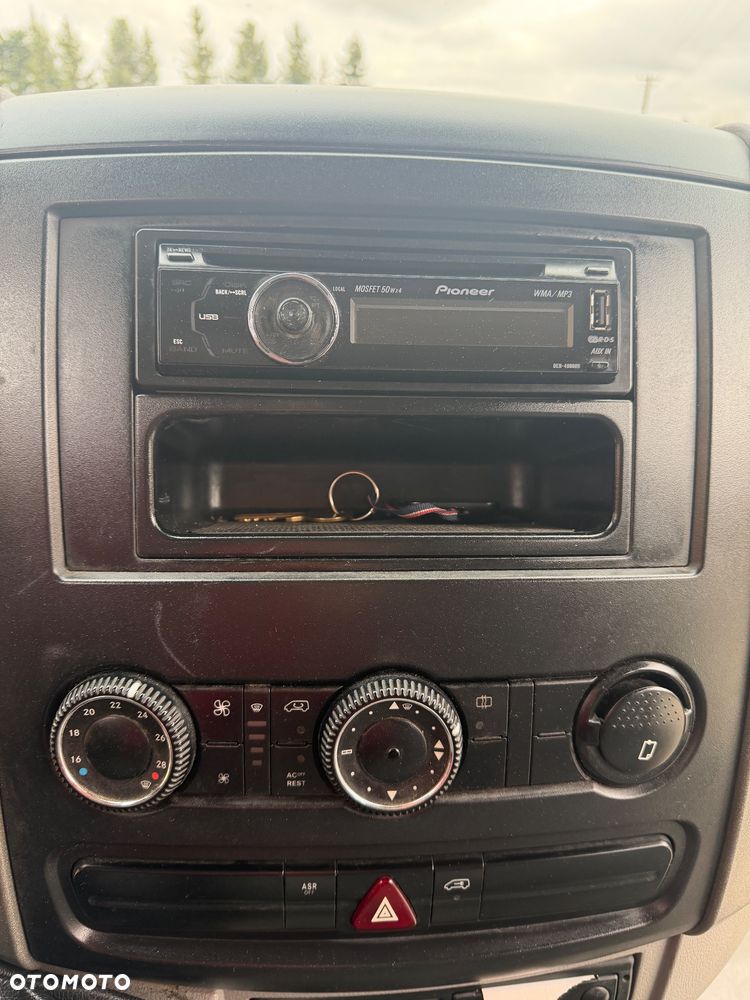 Volkswagen Crafter - 28