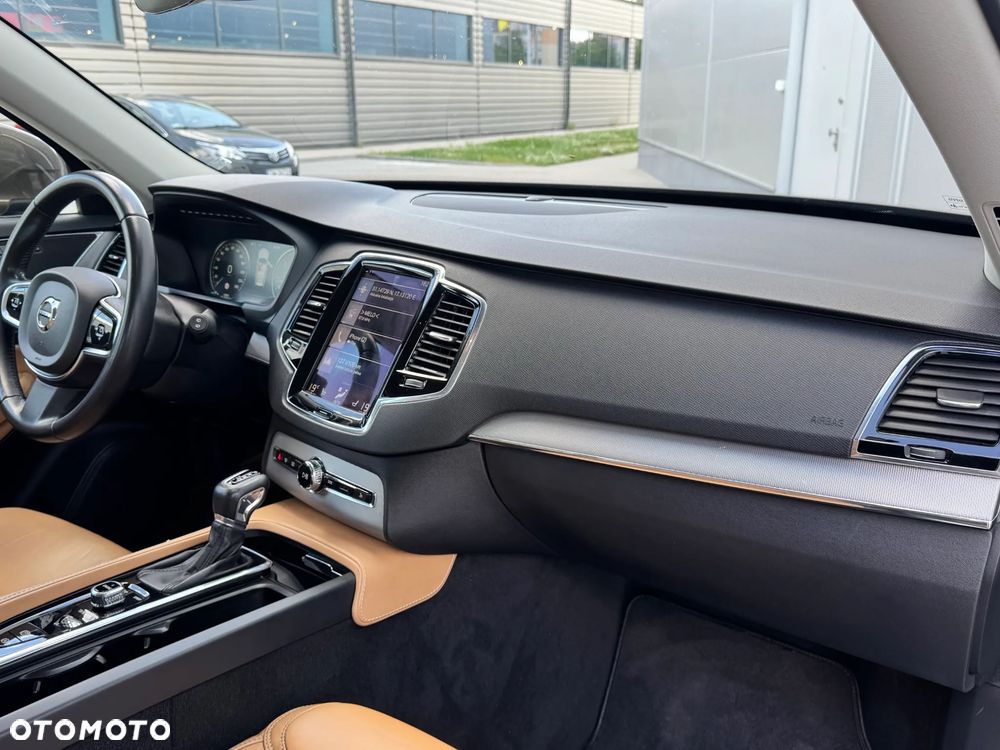 Volvo XC 90 D5 AWD Inscription - 21