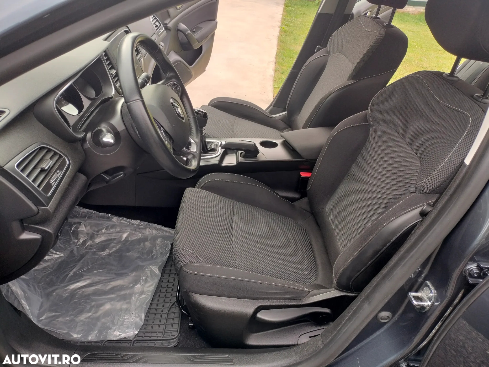 Renault Megane - 12