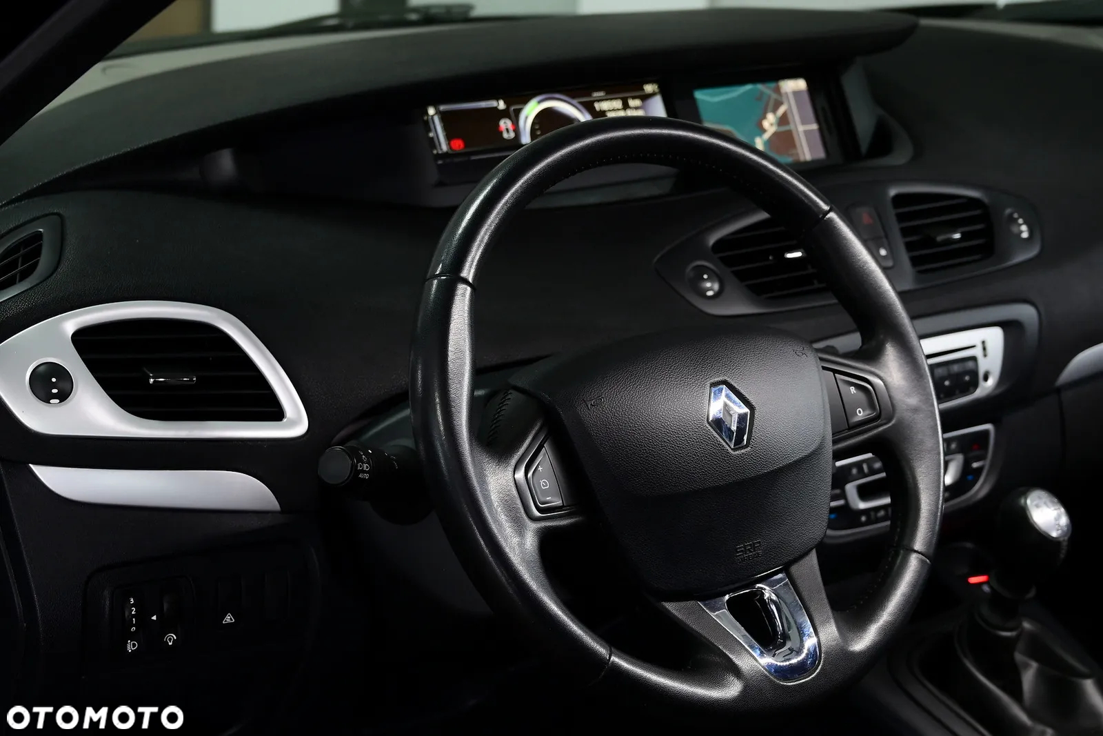 Renault Scenic - 24