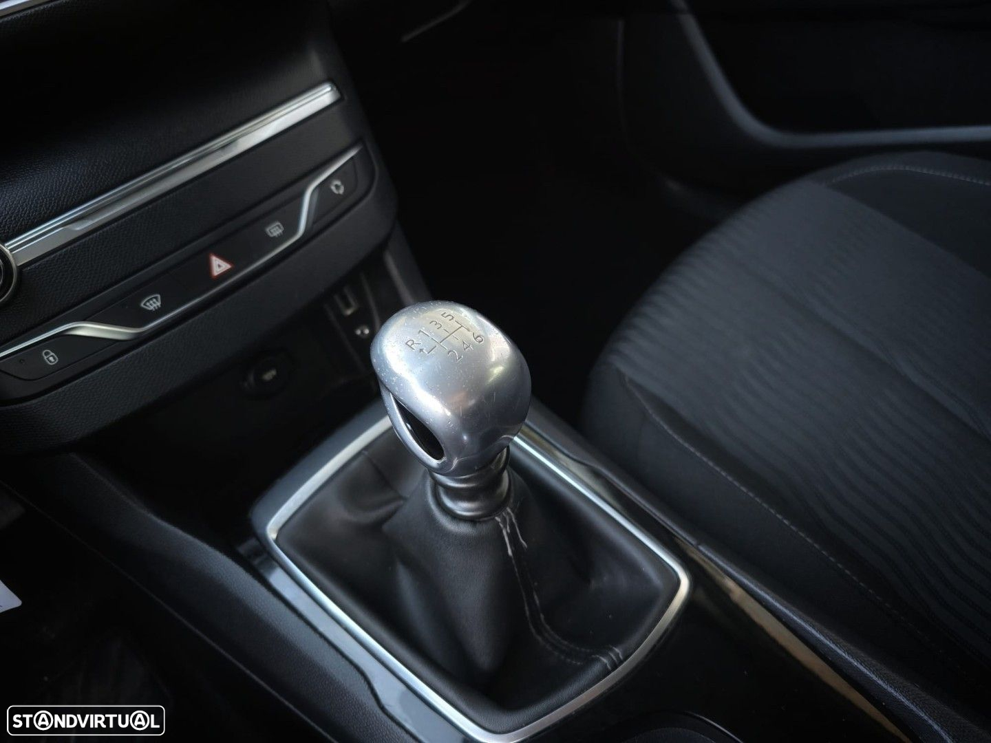 Peugeot 308 1.6 e-HDi Active - 15