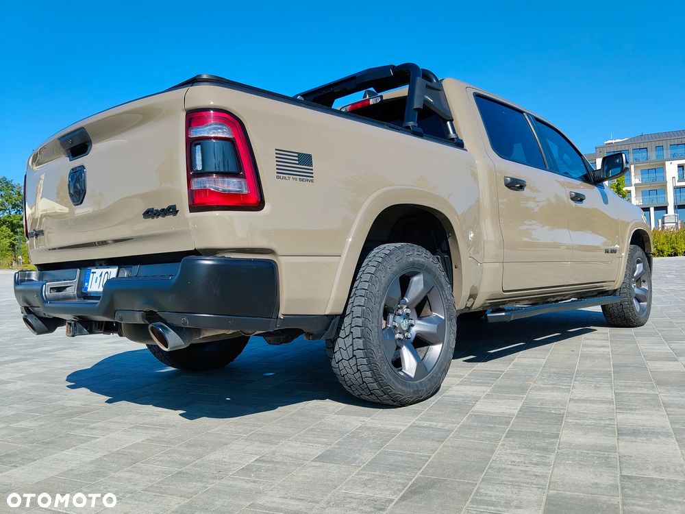 RAM 1500 5.7 Crew Cab Laramie - 9