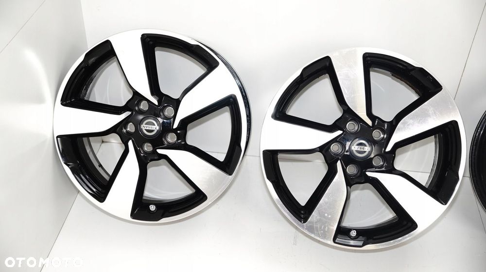 FELGI ALUMINIOWE NISSAN QASHQAI J11 13R- 5X114,3 7JX18 - 2