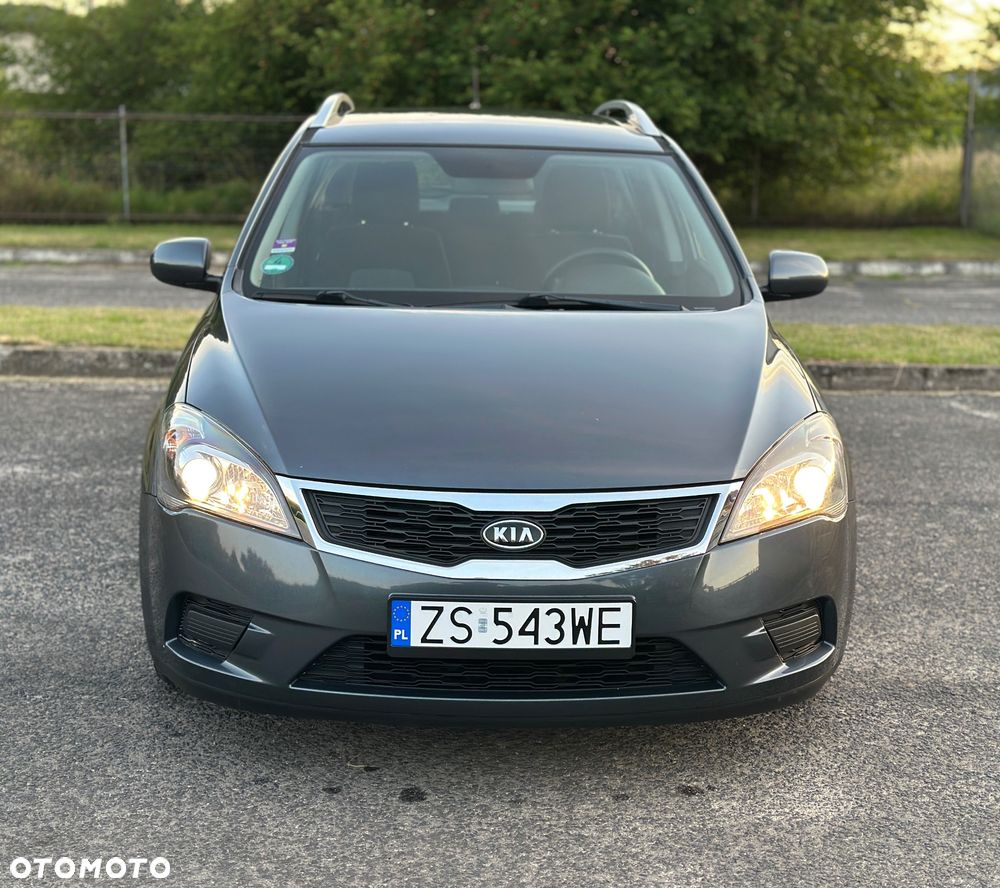 Kia Ceed 1.4 L Euro2012 - 5