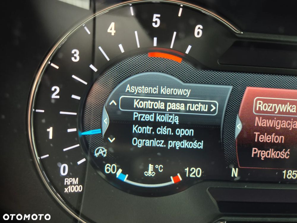 Ford S-Max 2.0 TDCi Titanium - 38
