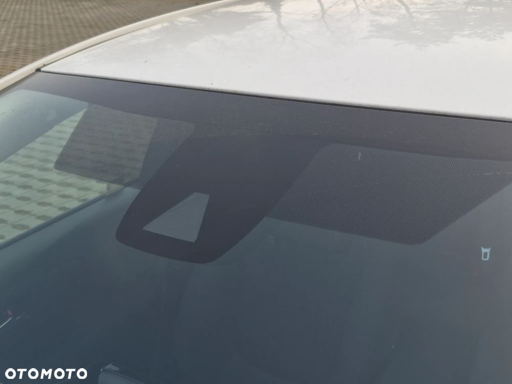 Toyota Corolla 1.5 Comfort - 19