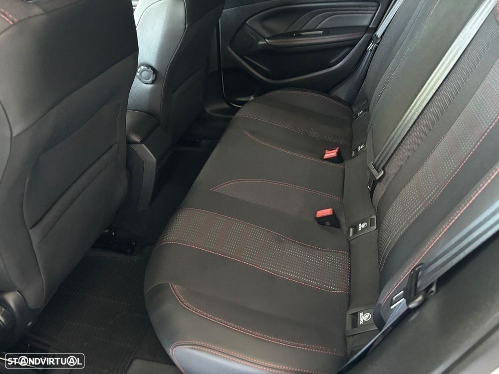 Peugeot 308 1.5 BlueHDi GT Line EAT8 - 24