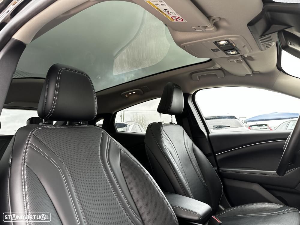 Ford Mustang Mach-E Standard - 40