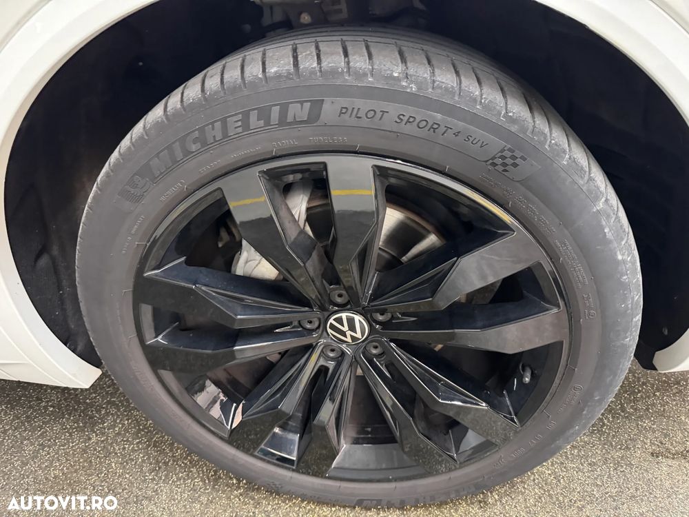 Volkswagen Touareg V6 TDI R-Style - 33