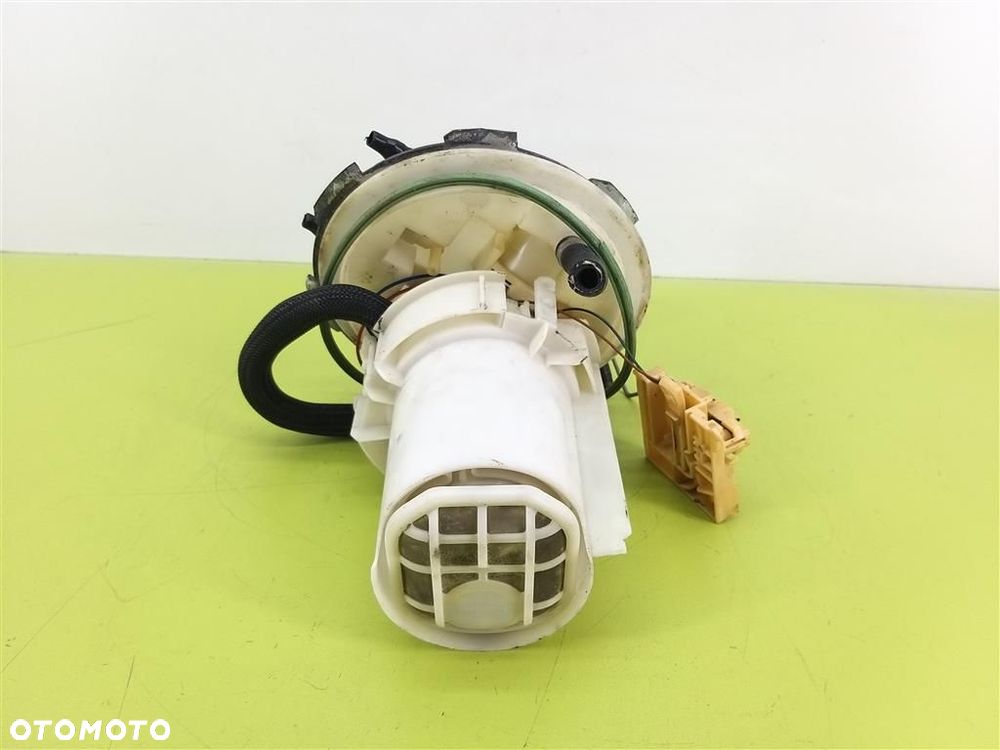 Pompa pompka paliwa PŁYWAK Opel Vectra C SIGNUM 02-08 2.2 145 KM VDO 4 PINY - 4