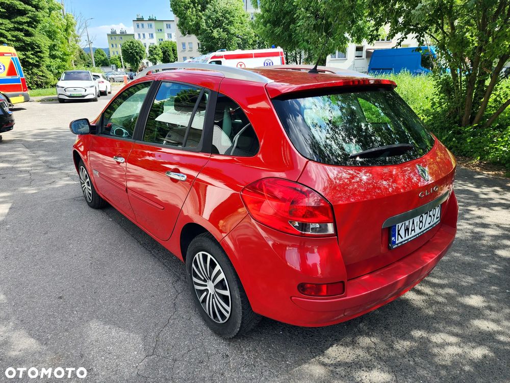 Renault Clio 1.2 16V Dynamique - 4