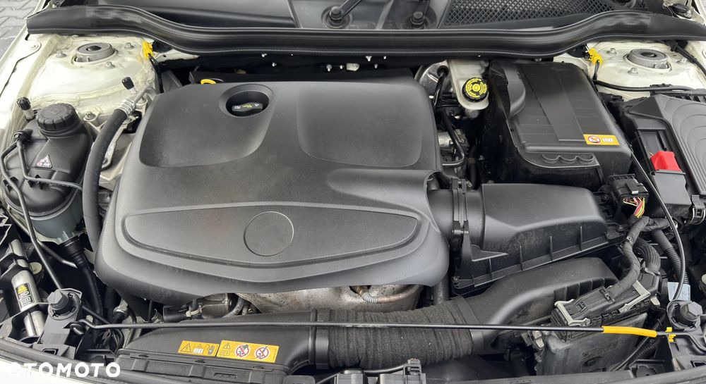 Mercedes-Benz Klasa A 250 4Matic 7G-DCT AMG Line - 29