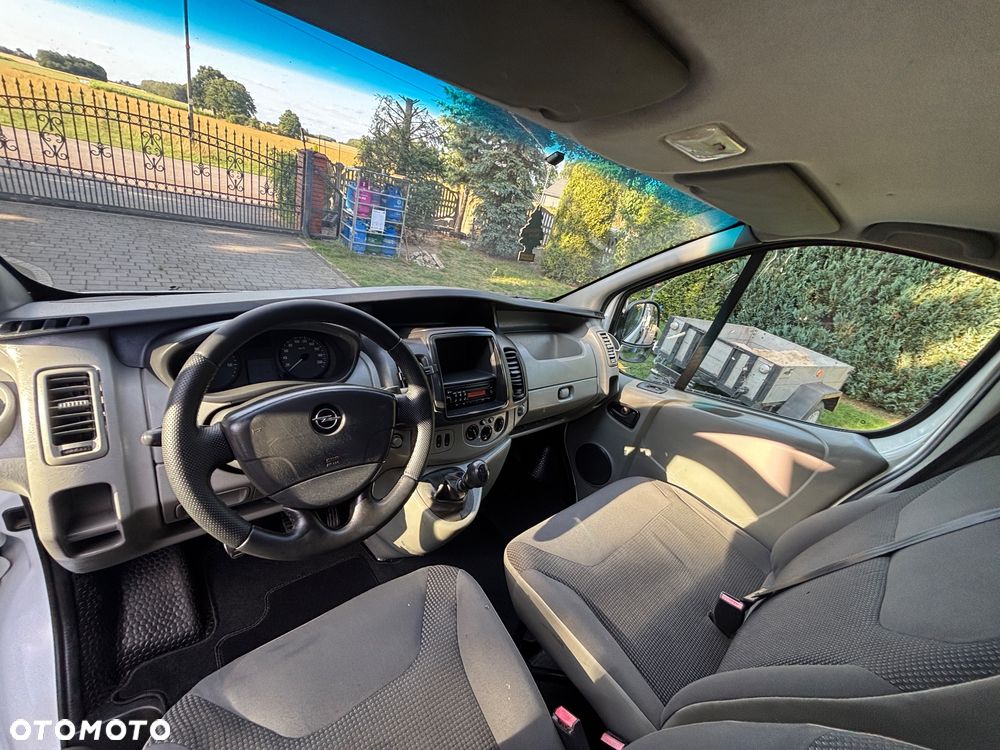 Opel Vivaro - 26