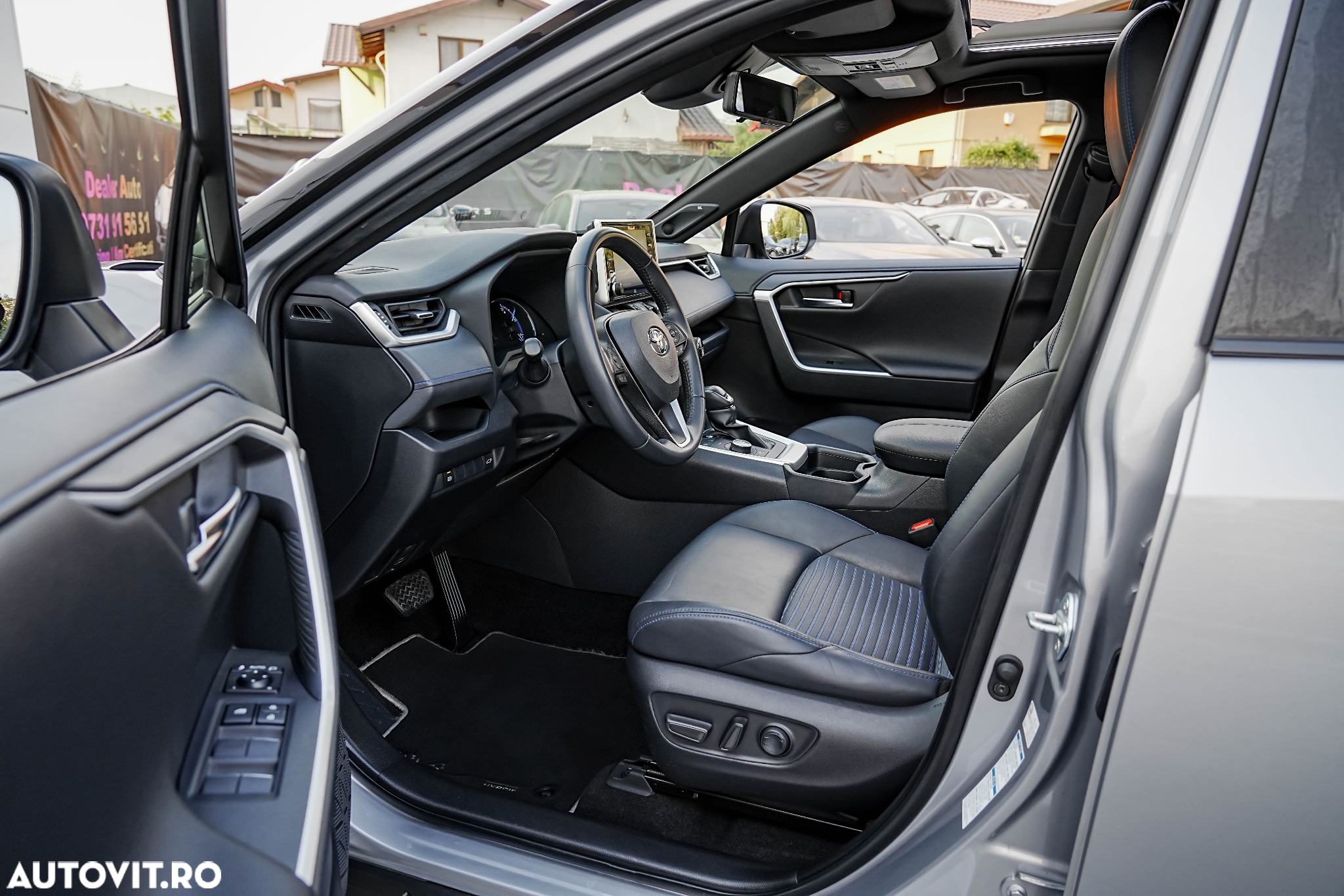 Toyota RAV4 2.5 4x4 Hybrid Style Selection - 15