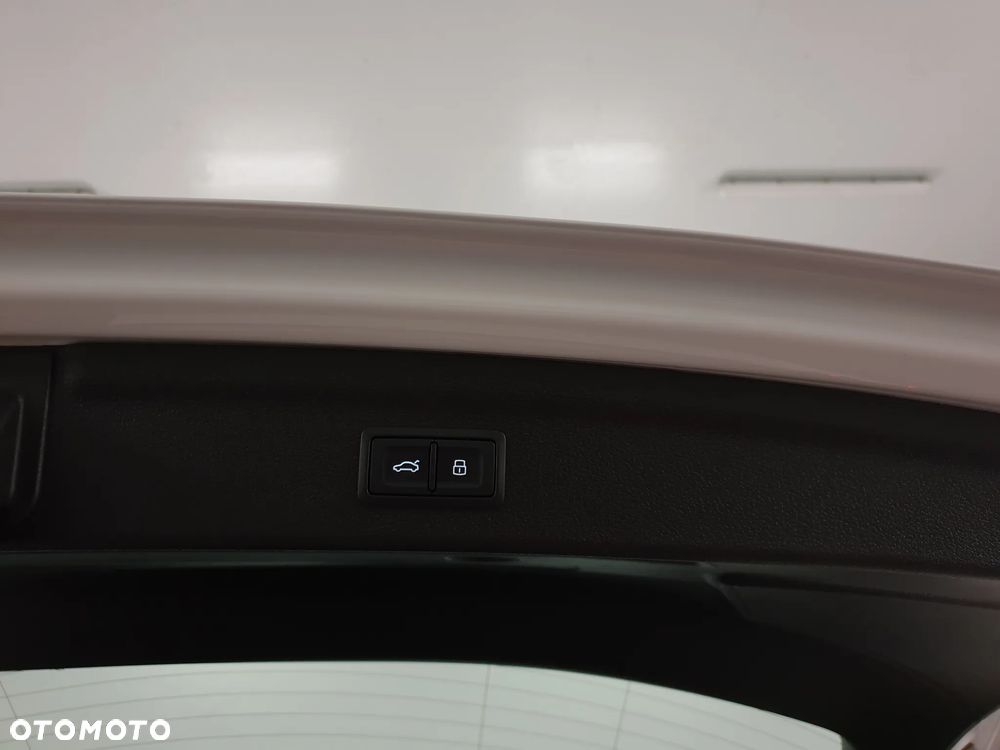 Audi Q3 40 TDI Quattro S Line S tronic - 36