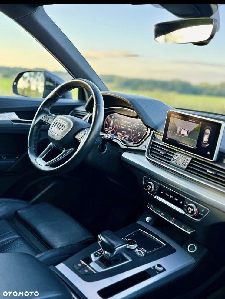 Audi Q5 2017 photo 2
