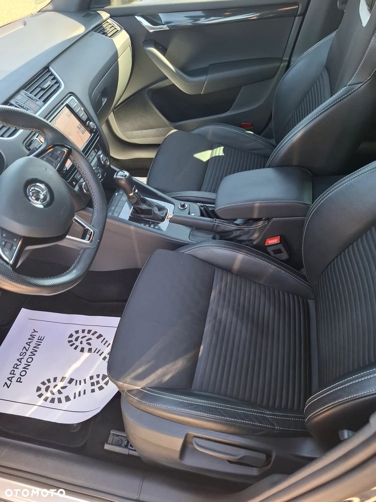 Skoda Octavia 2.0 TDI DSG RS - 20