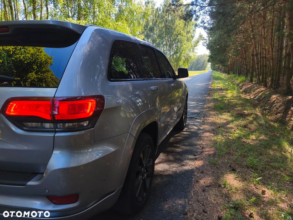 Jeep Grand Cherokee 5.7 V8 Overland Summit - 7