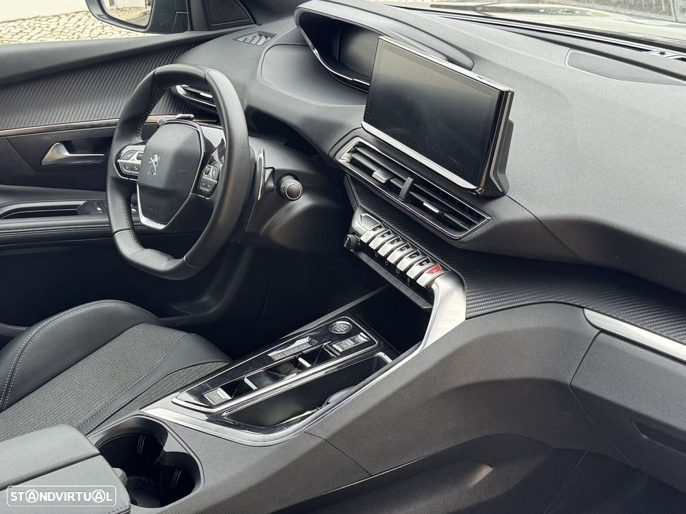 Peugeot 5008 1.2 Hybrid Allure Pack e-DCS6 - 22