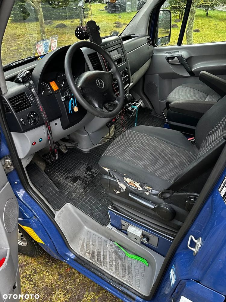 Mercedes-Benz Sprinter - 10