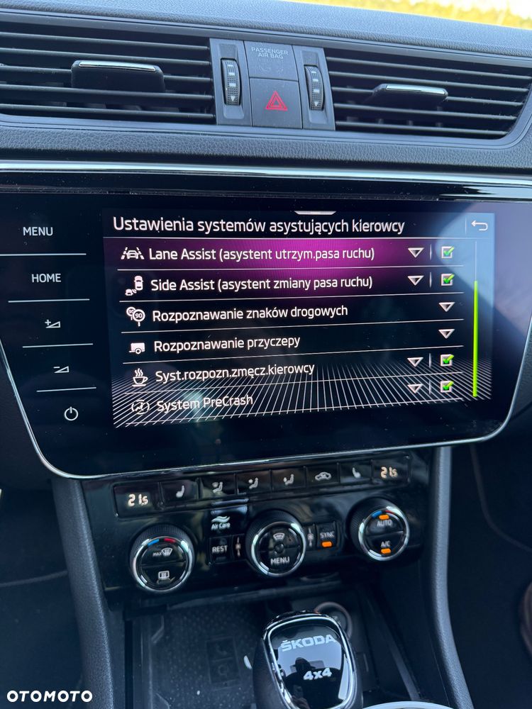 Skoda Superb 2.0 TSI 4x4 Sportline DSG - 21