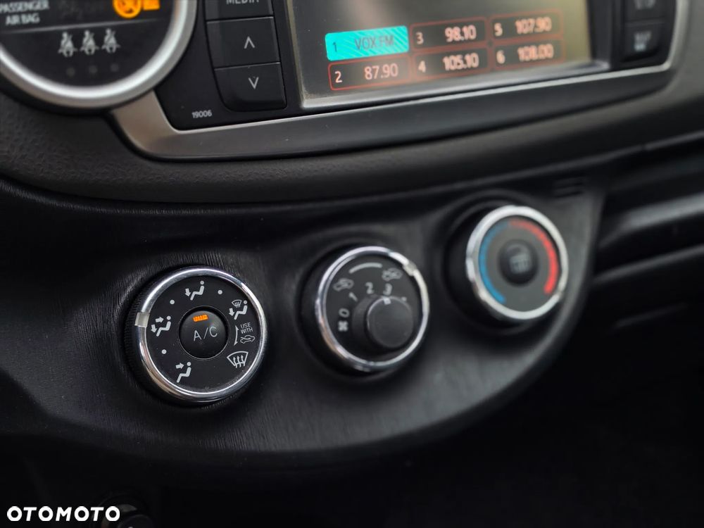 Toyota Yaris - 14