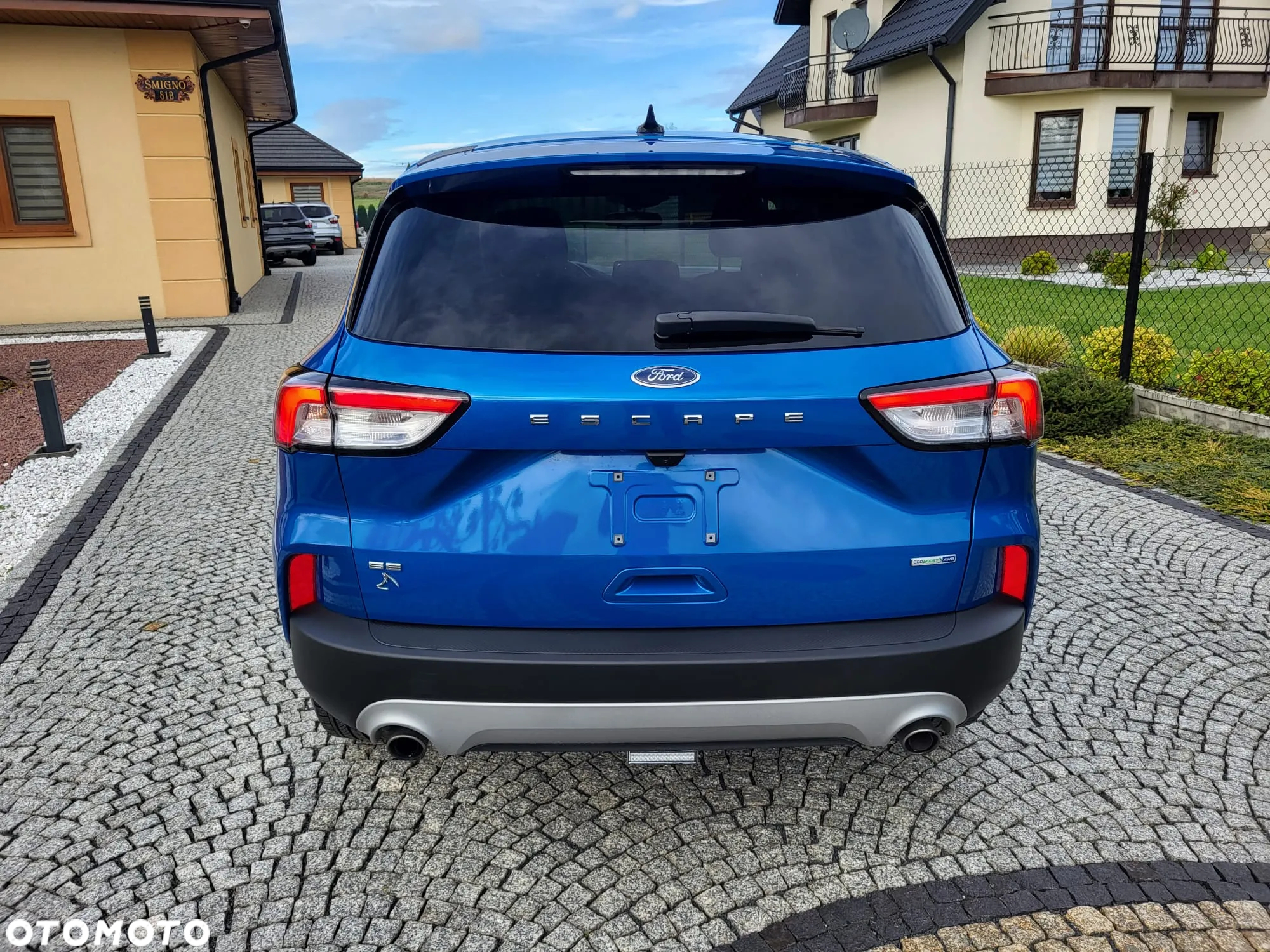 Ford Kuga - 10