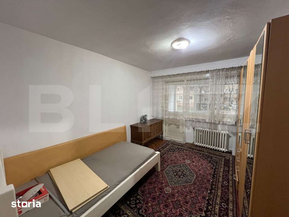 Apartament 3 camere, 70 mp, parter cu balcon, zona Centrala — fotografia 3
