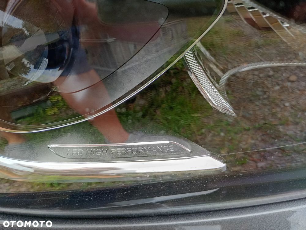 Mercedes-Benz Klasa A 220 4-Matic AMG Line - 19