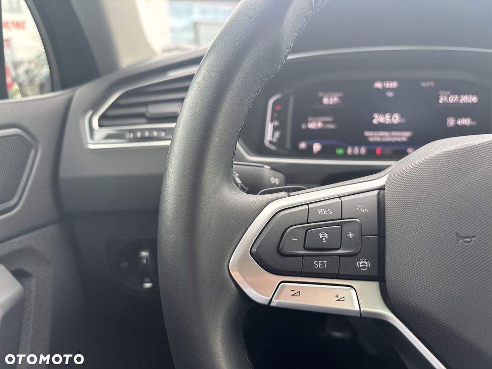 Volkswagen Tiguan 1.5 TSI EVO Life DSG - 17