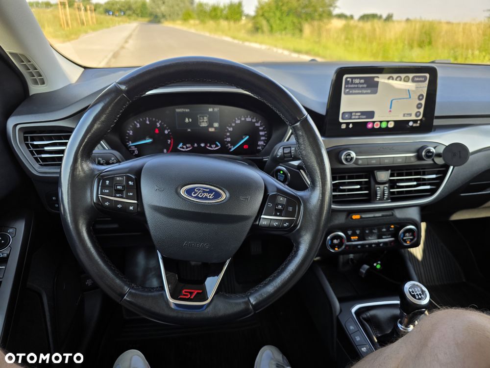 Ford Focus 1.5 EcoBoost Titanium Business - 6
