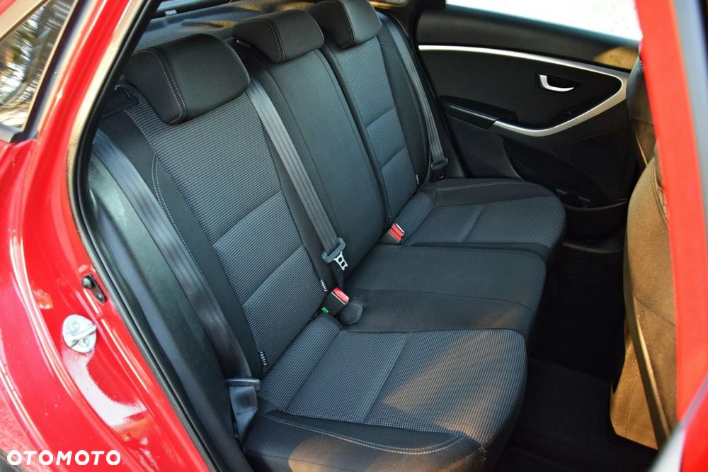 Hyundai i30 1.4 BlueDrive Run - 34