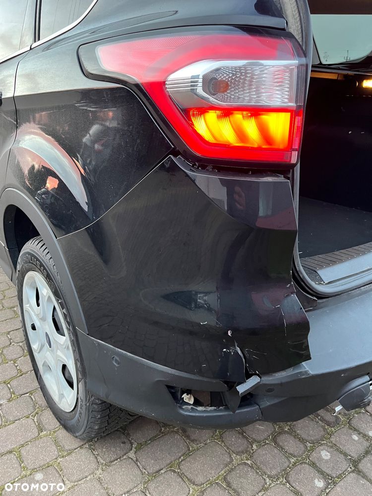 Ford Kuga 1.5 EcoBoost 2x4 Trend - 21