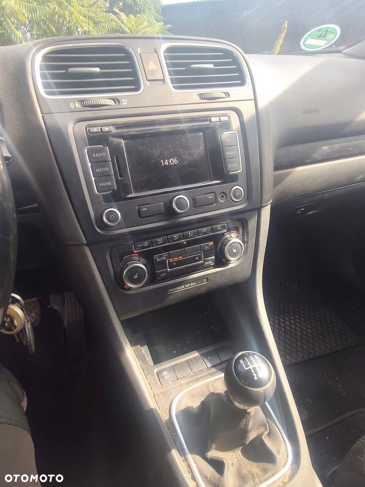 Volkswagen Golf - 14