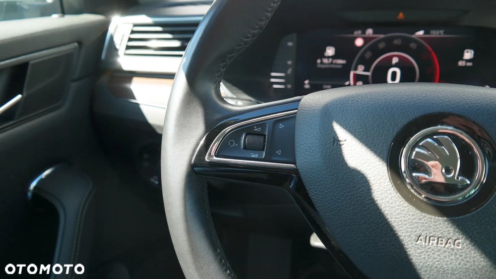 Skoda Superb 2.0 TDI SCR 4x4 Scout DSG - 18