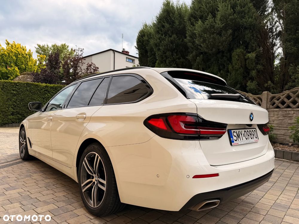 BMW Seria 5 520d Sport Line - 8