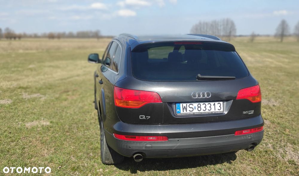 Audi Q7 ver-3-0-tdi-dpf-clean-diesel-quattro-tiptronic - 4