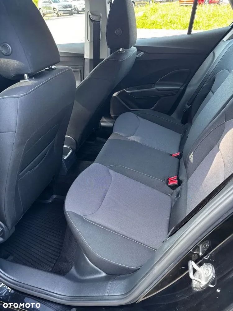 Skoda Fabia 1.0 Ambition - 10