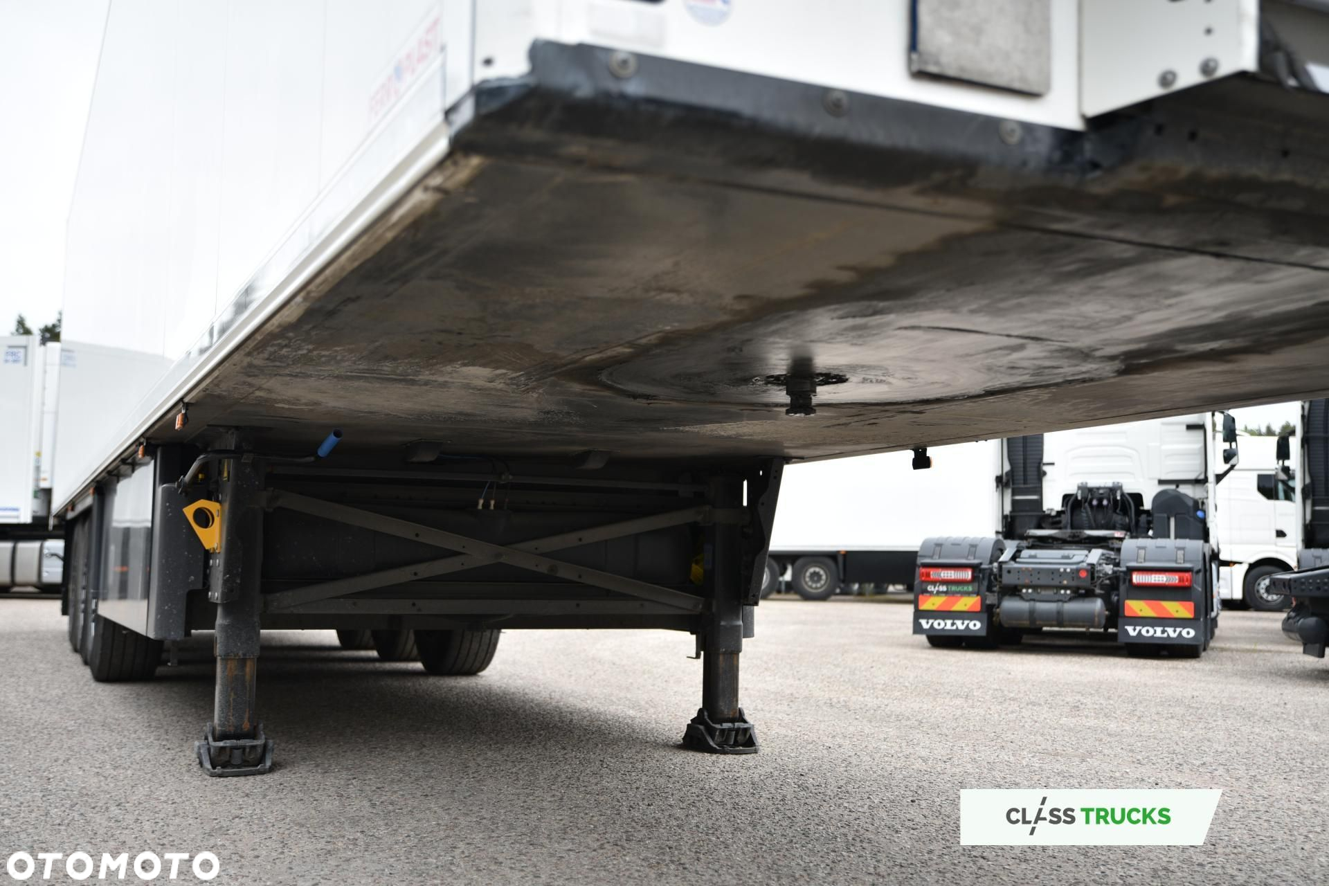 Schmitz Cargobull SKO FP 60 ThermoKing SLXi 300 - 16