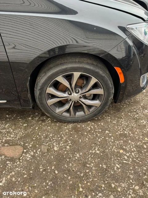 chrysler pacifica voyager ru 2016 -2026 drzwi klapa zawieszenie - 7