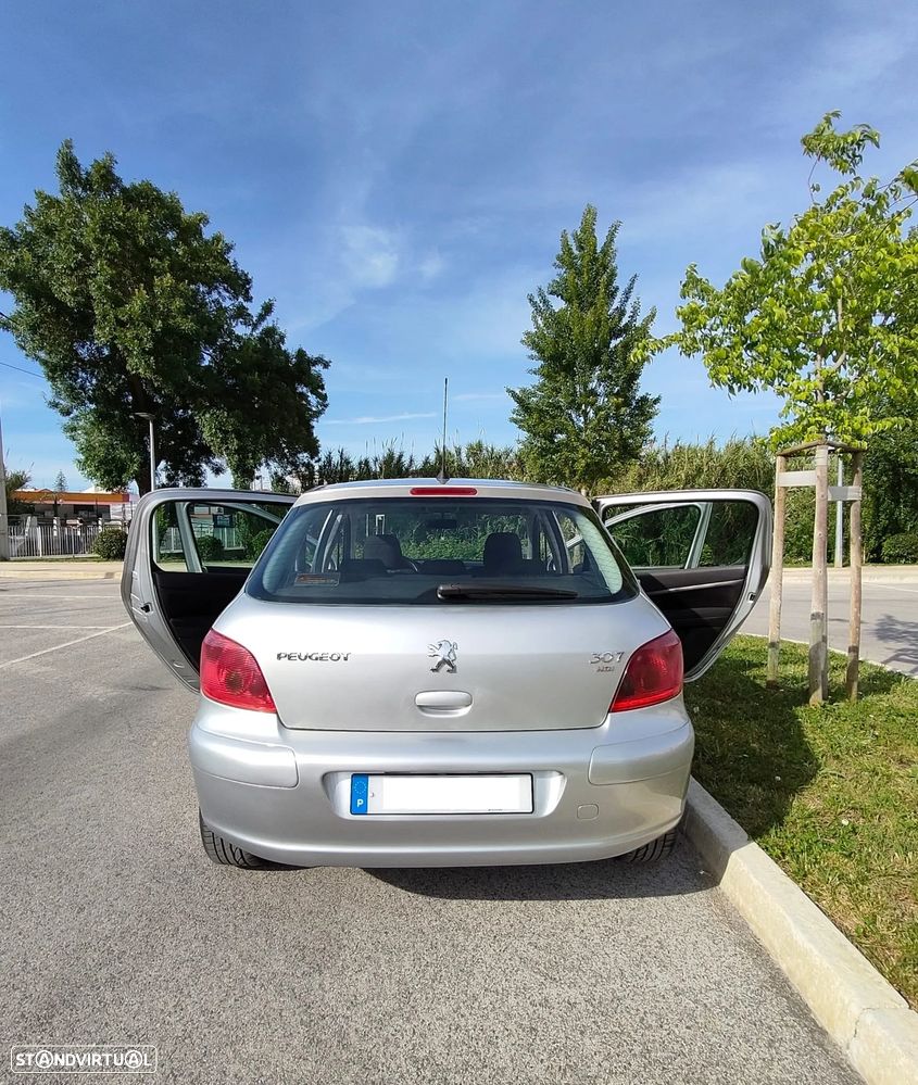 Peugeot 307 - 13