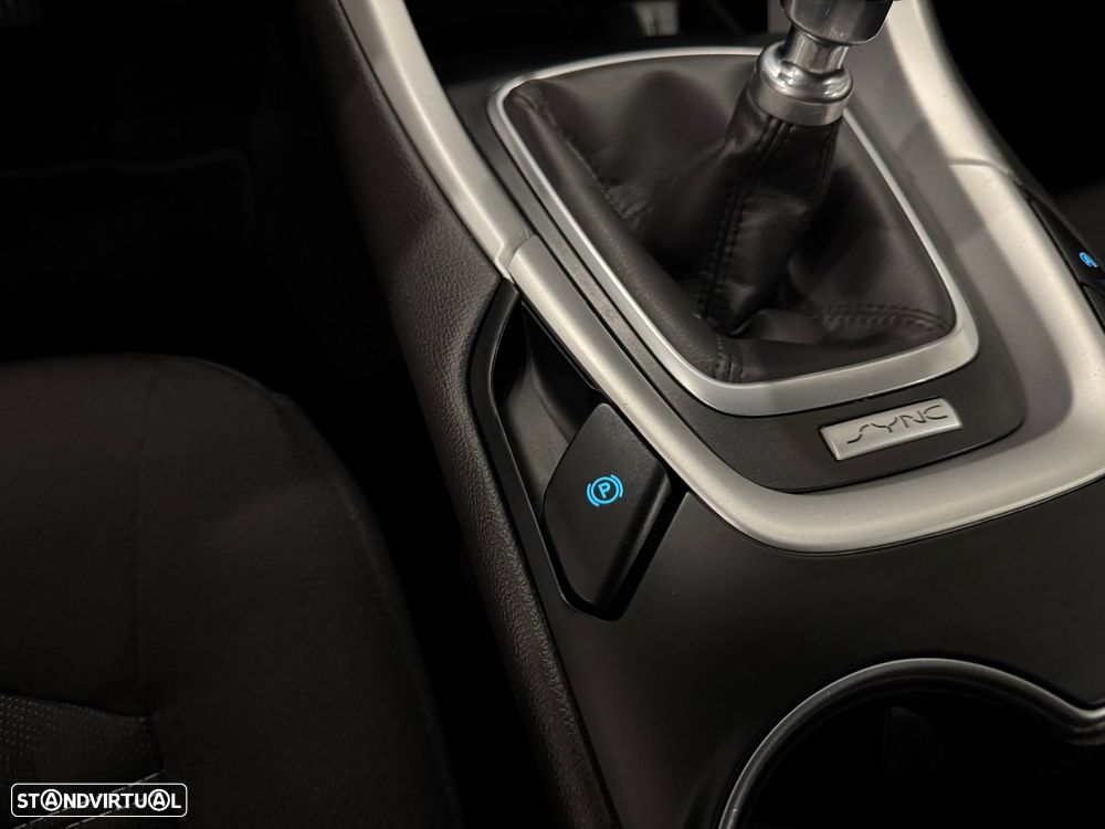 Ford Mondeo SW 1.5 TDCi Titanium - 39