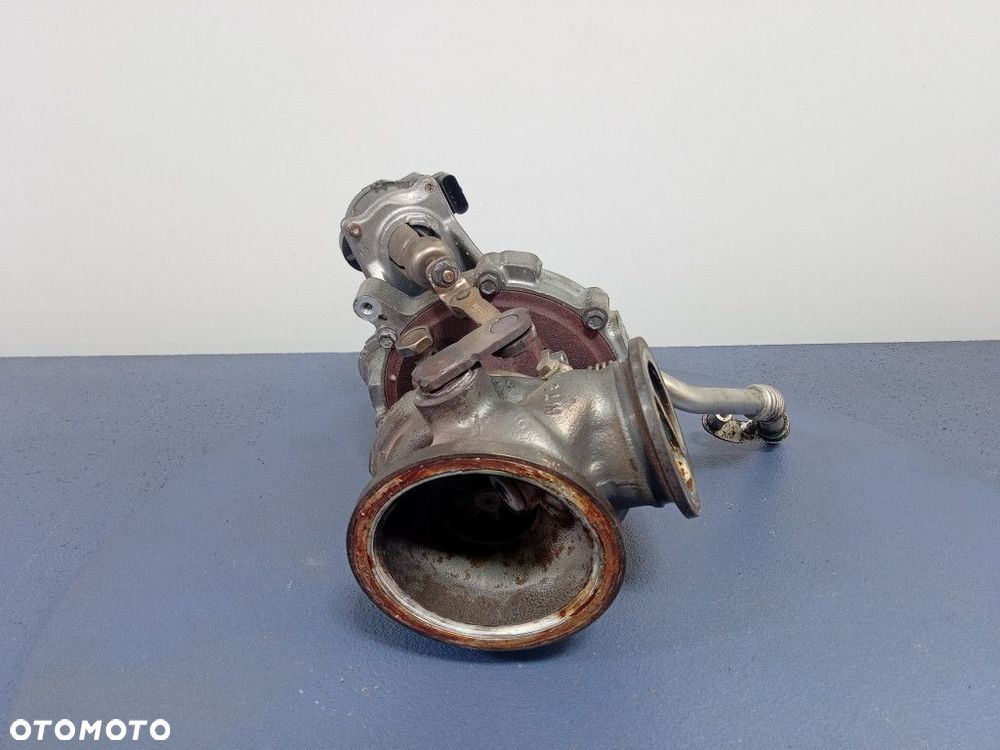 BMW 7 G11 G12 750i 4.4 V8 N63 TURBOSPRĘŻARKA 8600290 - 3