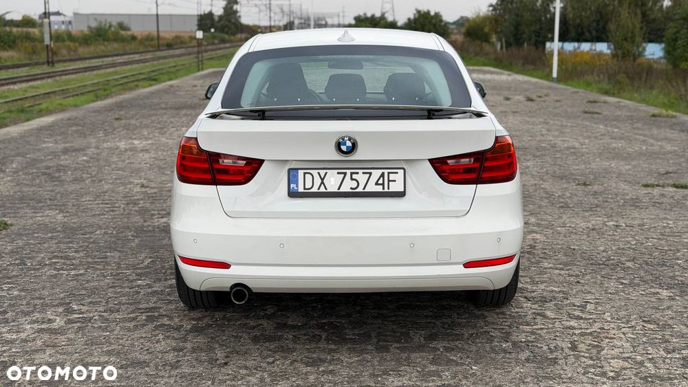 BMW 3GT - 5