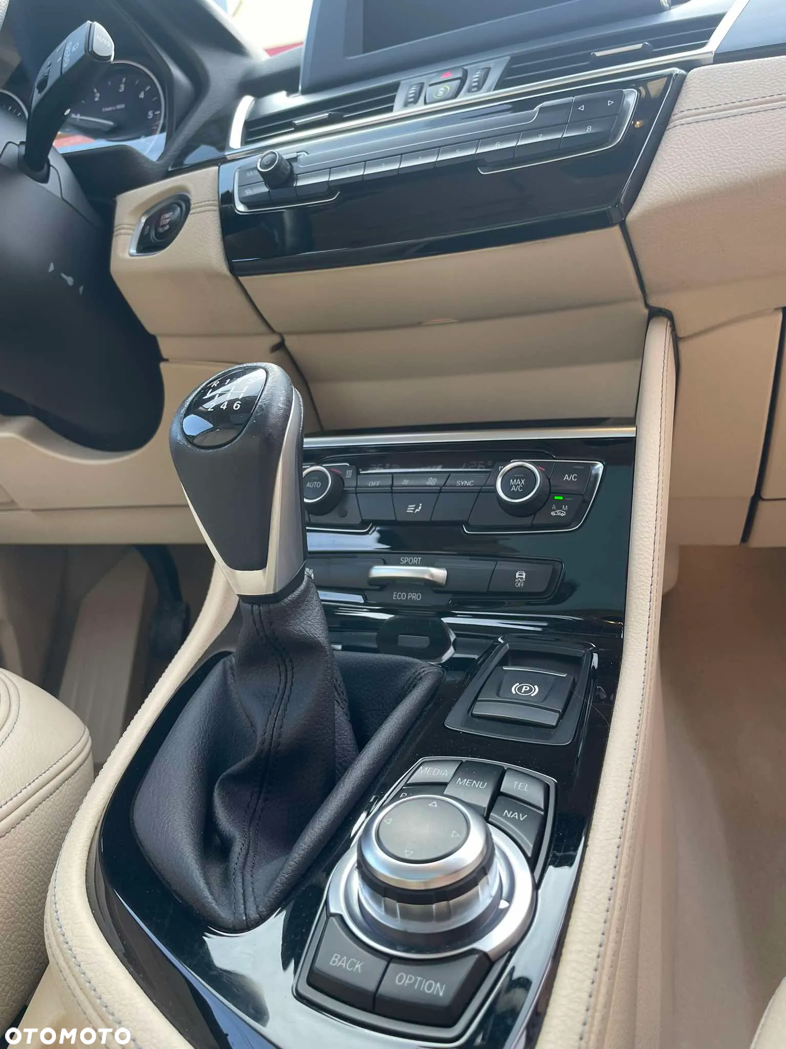 BMW Seria 2 214d Active Tourer Luxury Line - 12