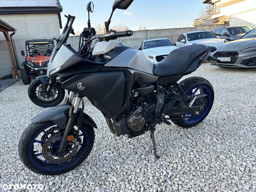 Yamaha MT - 8