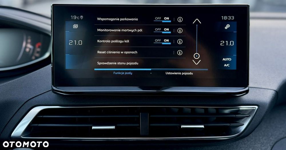 Peugeot 3008 1.5 BlueHDi Allure Pack S&S EAT8 - 33
